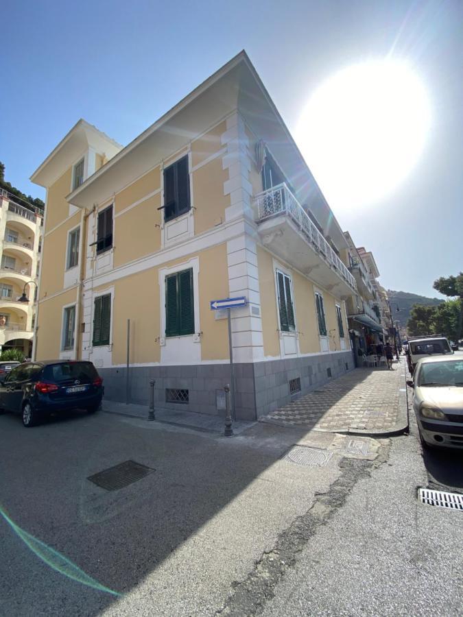 Sinonda Luxury Apartment Maiori Exterior foto